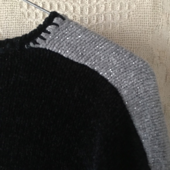 Women’s Carolyn Taylor Sweater Size Large - Picture 8 of 8